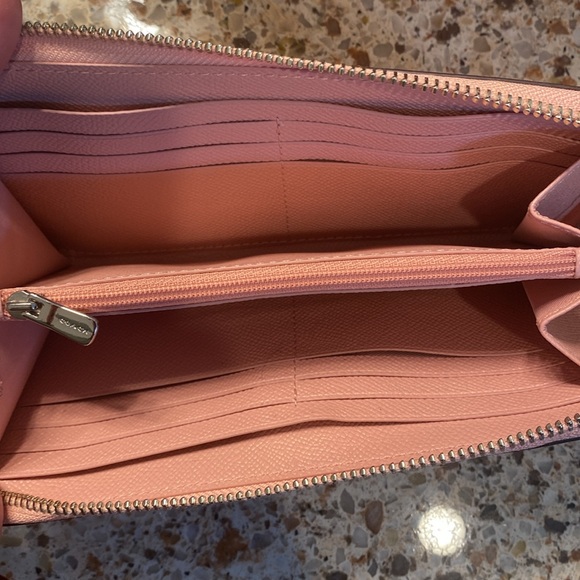 💕🩷PINK Coach Pebble Leather Signature Lexy Shoulder Bag & Matching Wallet🩷💕 - Picture 5 of 5